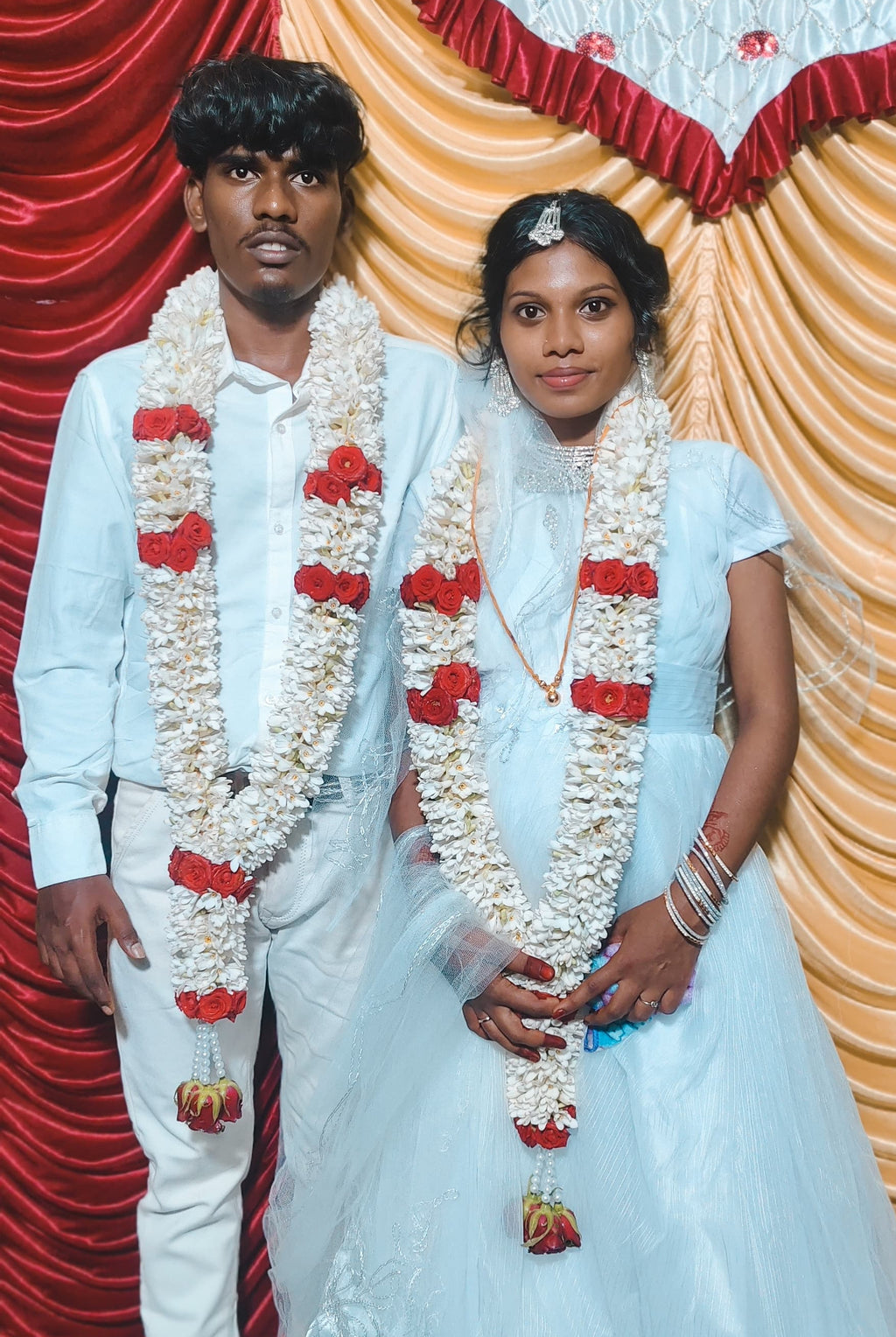 Sampanki & red rose malai 2 piece