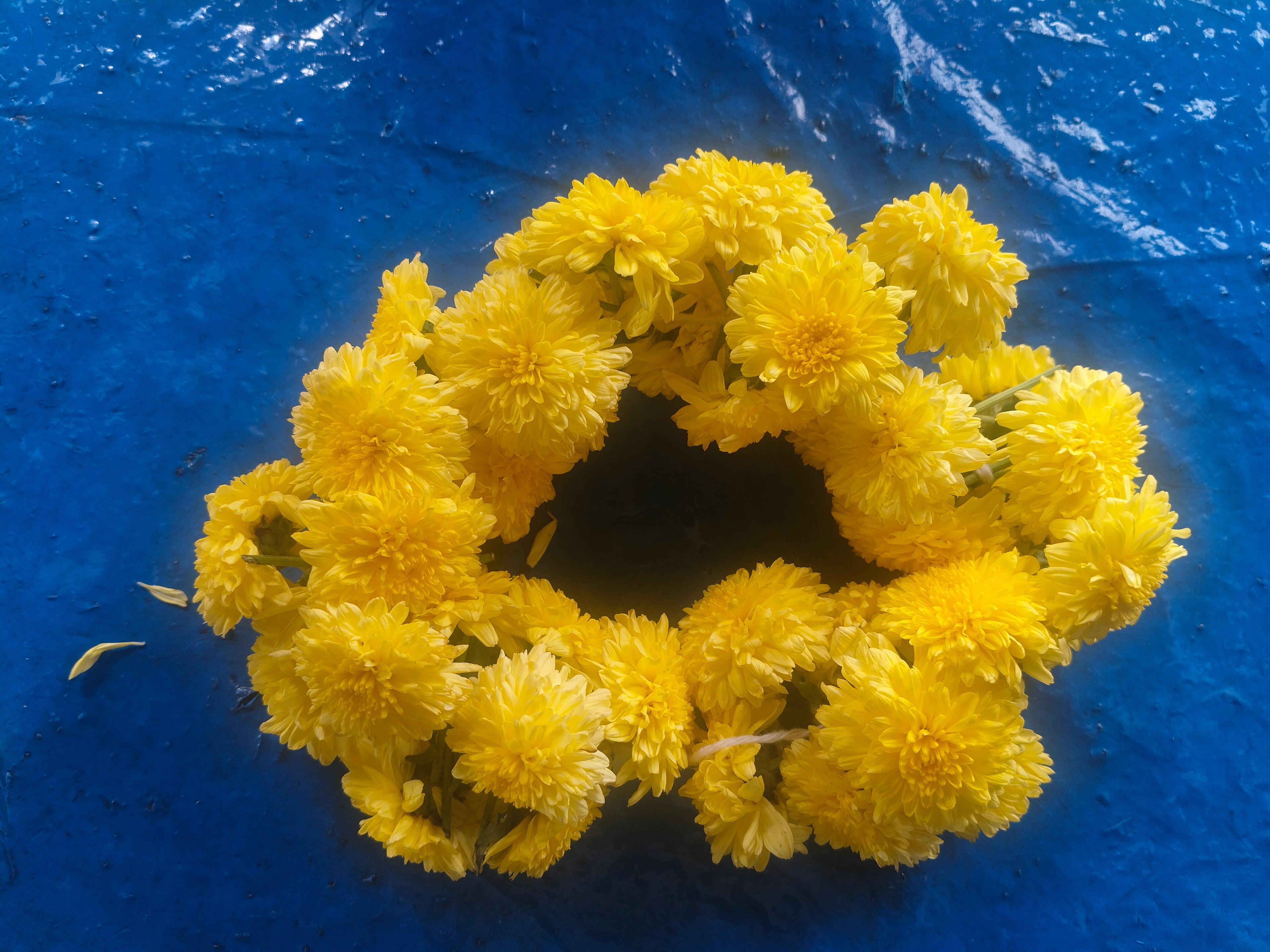 Samanthi poo kattiyathu( mulam)  one handed